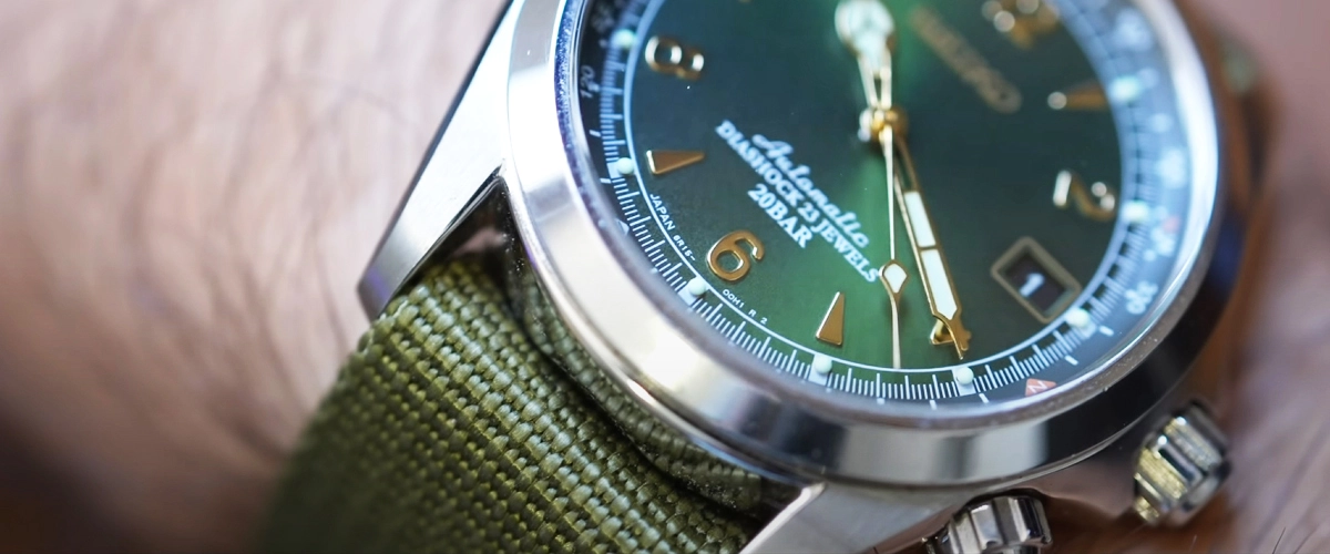 SEIKO Alpinist with neylon strap and green dial SARB017